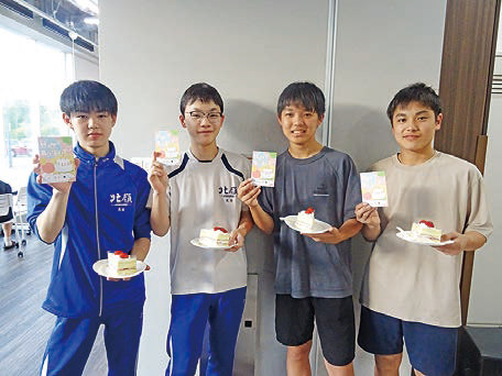 お誕生日会（毎月開催）