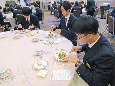 1月 テーブルマナー講習会